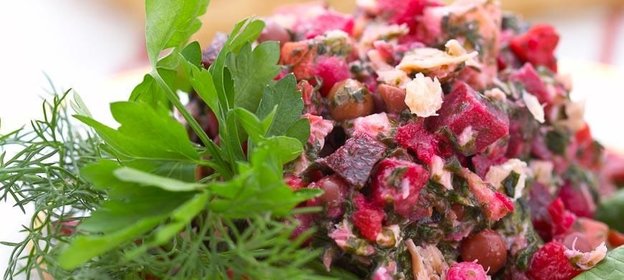 Салат Винегрет с морской капустой и рыбой