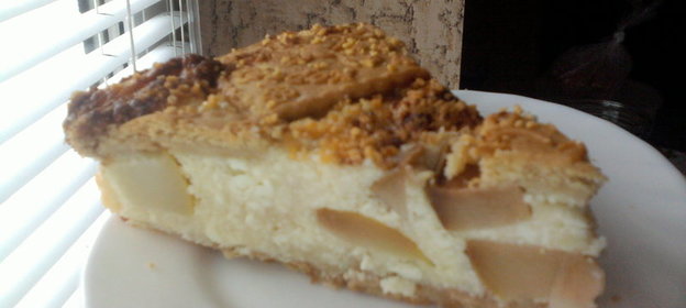 Запеканка с грушей на печенье