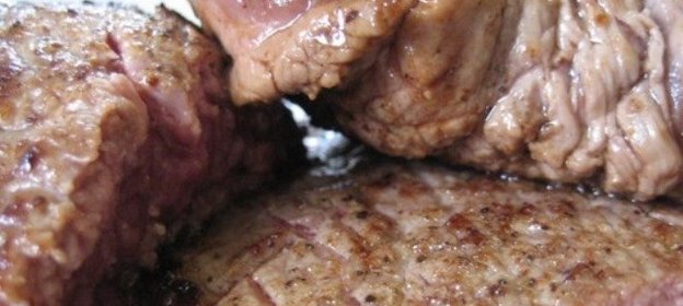Вкусная говядина на сковороде