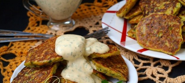 Кабачковые оладьи с морковью