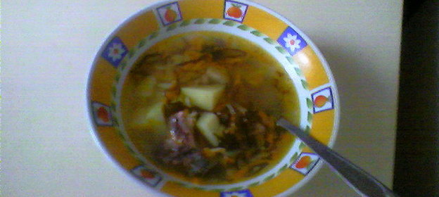 Суп из рыбных консервов с морской капустой