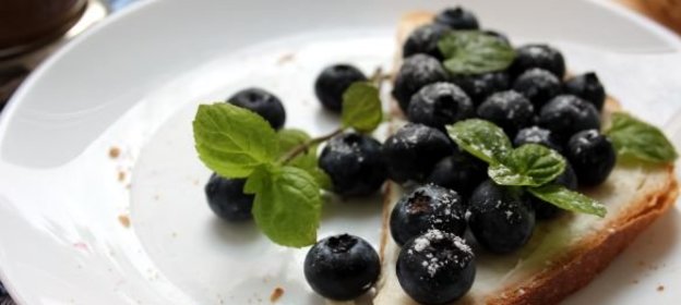 Салат из копченой рыбы