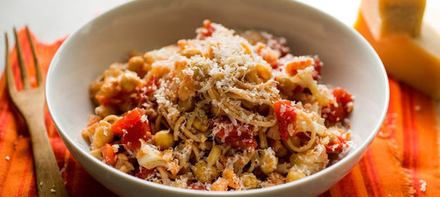 Спагетти с цветной капустой и рикоттой