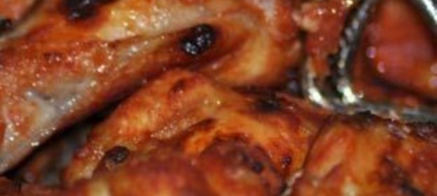 Чатни c барбекю из куриных крылышек