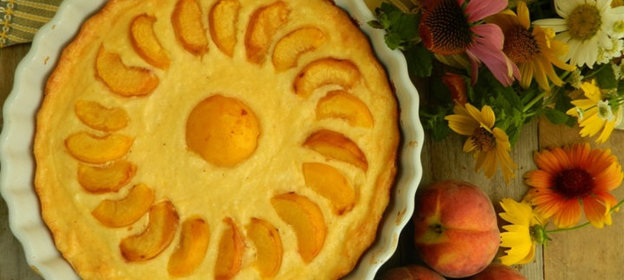 Творожная запеканка с персиками