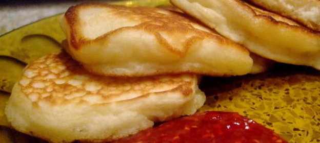 Воздушные оладьи на кефире (без яиц)