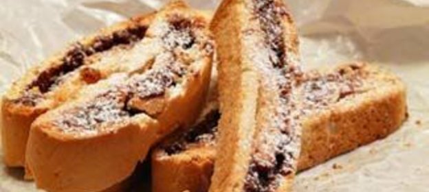 Бискотти с начинкой из шоколада, сгущенки и грецких орехов