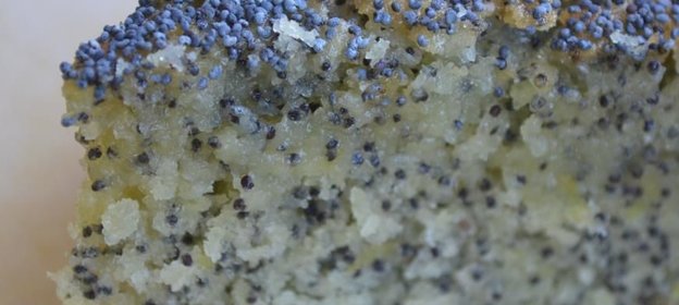 Лимонный кекс с маком