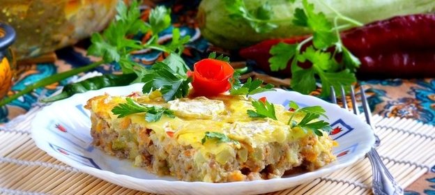 Запеканка кабачковая с мясом