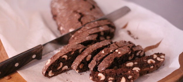 Бискотти с шоколадом и фундуком