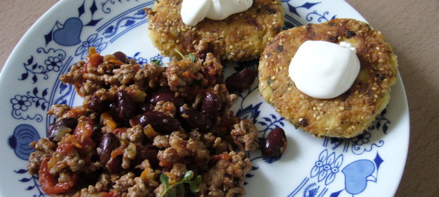 Салат типа цезарь