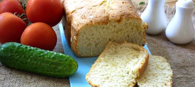 Чесночно-луковый хлеб в хлебопечке