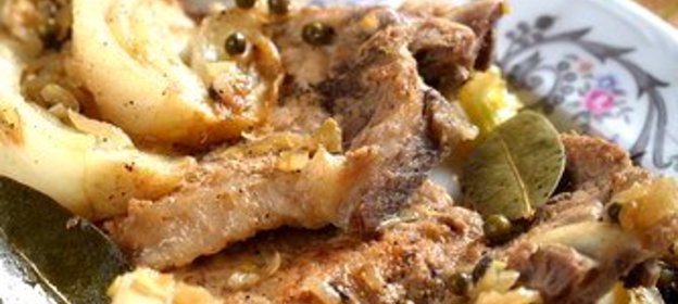 Жареная свиная вырезка с фенхелем и чесноком