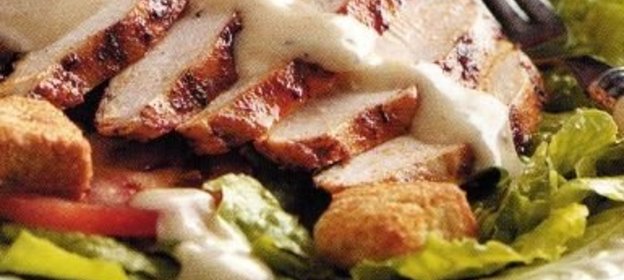 Салат «Цезарь» с куриным мясом