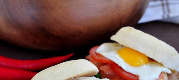 Марокканские лепешки и бутерброды из них