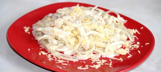 Паста с кальмарами в сливочном соусе