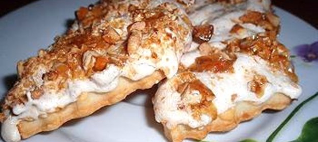 Печенье с безе и курагой Яйцо