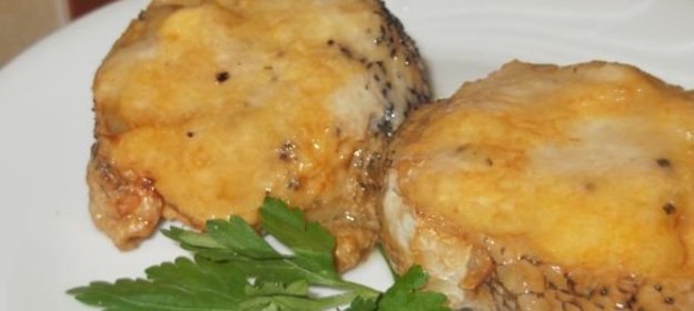 Пицца, начиненная шпиком