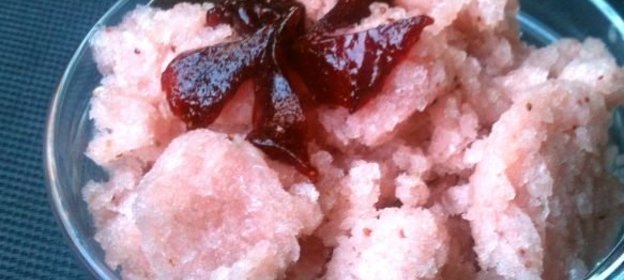 Салат из свеклы, чернослива и орехов