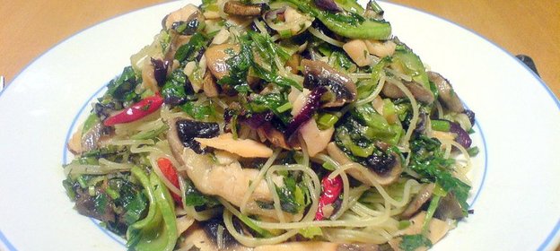 Паста с рукколой и сёмгой, сваренная с использованием морской воды