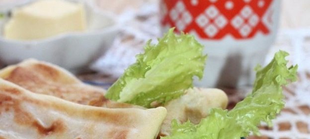 Шоколадный пирог с вишней