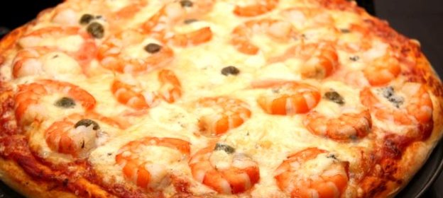 Пицца с креветками в мультиварке