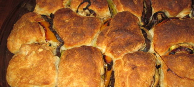 Разборный хлеб-пирог с овощами гриль