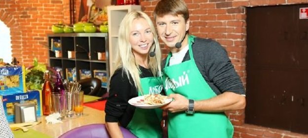 Масло, взбитое с мясом морского гребешка и плавленым сыром.