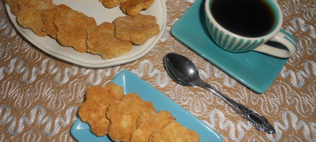 Сырное печенье с отрубями