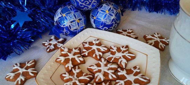 ПЕЧЕНЬЕ СНЕЖИНКИ В ПОДАРОК ДРУЗЬЯМ И БЛИЗКИМ К НОВОМУ ГОДУ