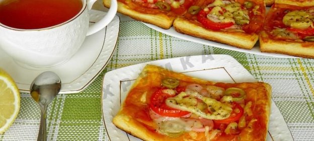 Пицца из слоеного дрожжевого теста
