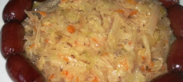 Пицца с цуккини и салями