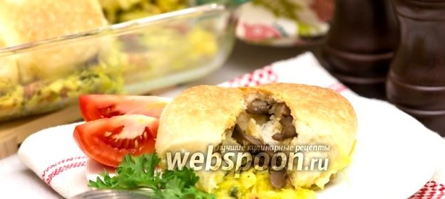 Булочки с грибами на капустной подушке