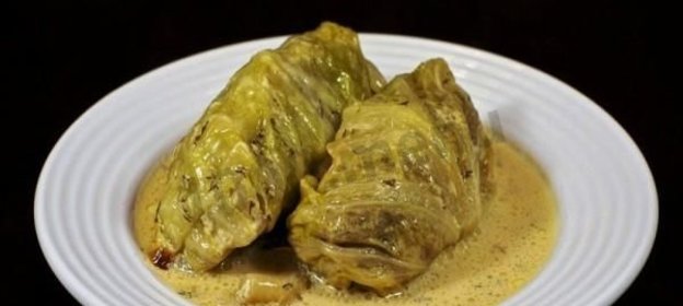 Голубцы в сметанном соусе