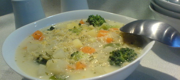 Уха прозрачная из морской рыбы