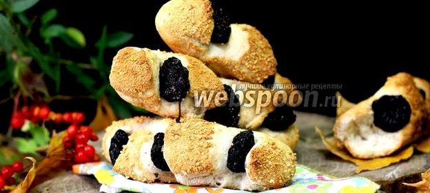 Булочки с черносливом, в хлебопечке