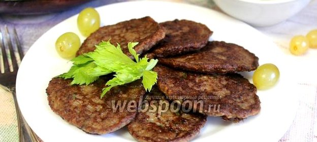 Оладьи из куриной печени с зеленью