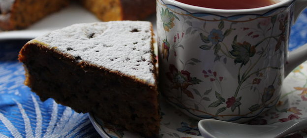 Морковный кекс с грецкими орехами