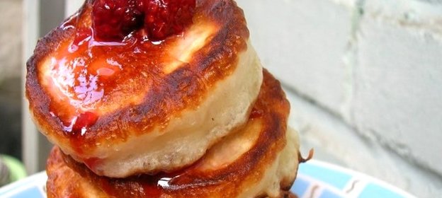 Пышные оладьи на сыворотке