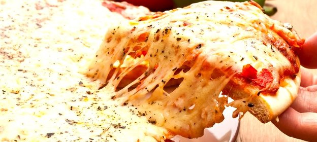 Пицца с сыром Моцарелла