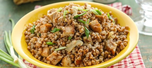 Гречневая каша со свининой