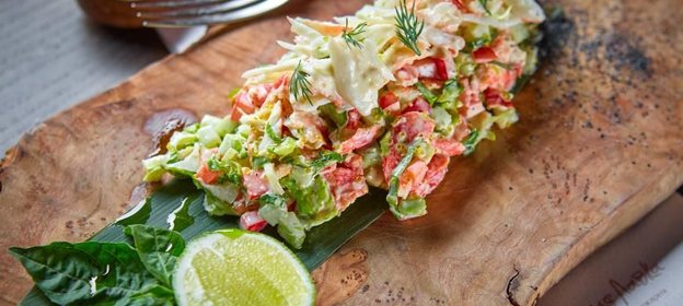 Салат с крабом