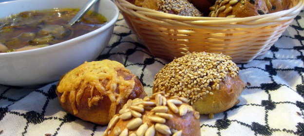 Пикантные булочки Ассорти на один зубок