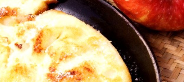 Оладьи с яблоками по‑немецки