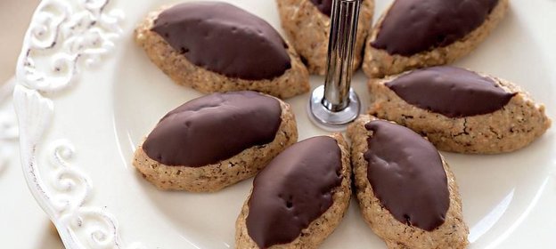 Мускатное ореховое печенье