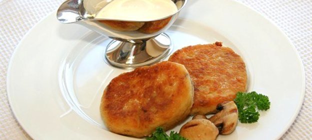 Морковные оладьи с манной крупой