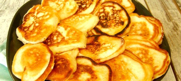 Оладьи с начинкой из вареной сгущенки