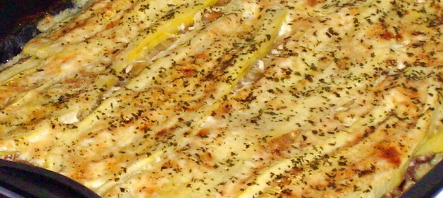 Запеканка со свиным языком, кабачком и рисом