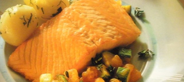 Лосось на сковороде
