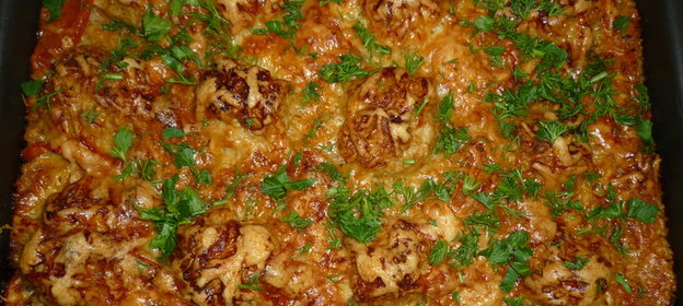 Запеканка рисовая с тефтелями